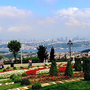 Istanbul: Europe & Asia Continents,Topkapi Palace & Harem with Live Guide – Recently Added Experiences Istanbul: Europe & Asia Continents