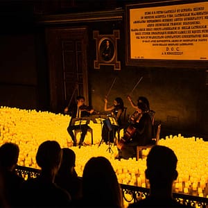 بطاقة هدايا Candlelight – عيد الميلاد Special Edition at موقع سري في جدة