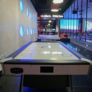Switch Bowling Dubai: Bowling Alley, Billiards, Karaoke and more! – Indoor Attractions Switch Bowling Dubai: Bowling Alley