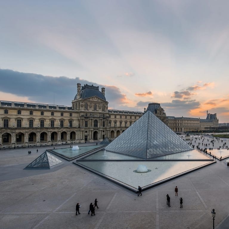Louvre Museum – Paris Guided Tour – Museums Louvre Museum - Paris Guided Tour Museums